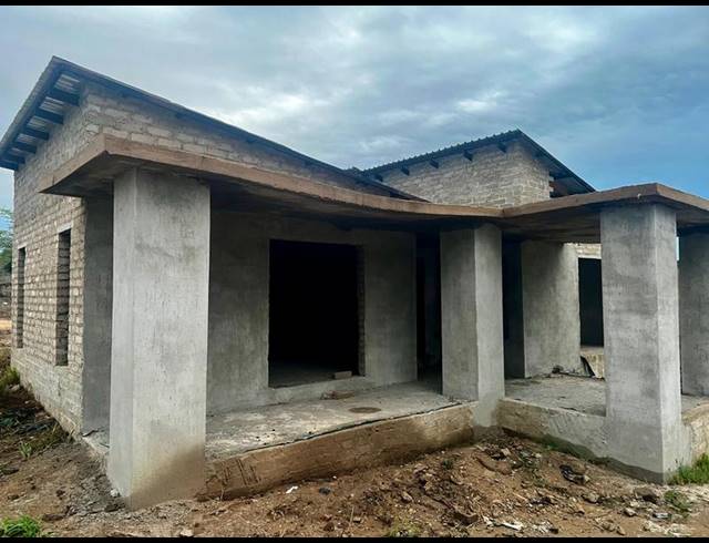 2 BEDROOM HOUSE FOR SALE IN NKOWANKOWA